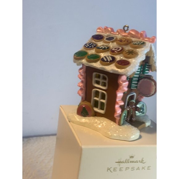 Hallmark Keepsake Bake Shop ornament 2007 - Picture 11 of 11
